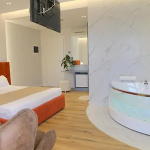 Strora Sarandë